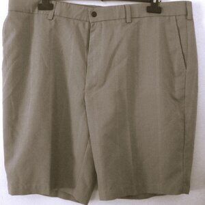 HAGGAR-Active Series-Men's Shorts Size 42 -Golf/Dress Toupe Color-New No Tags